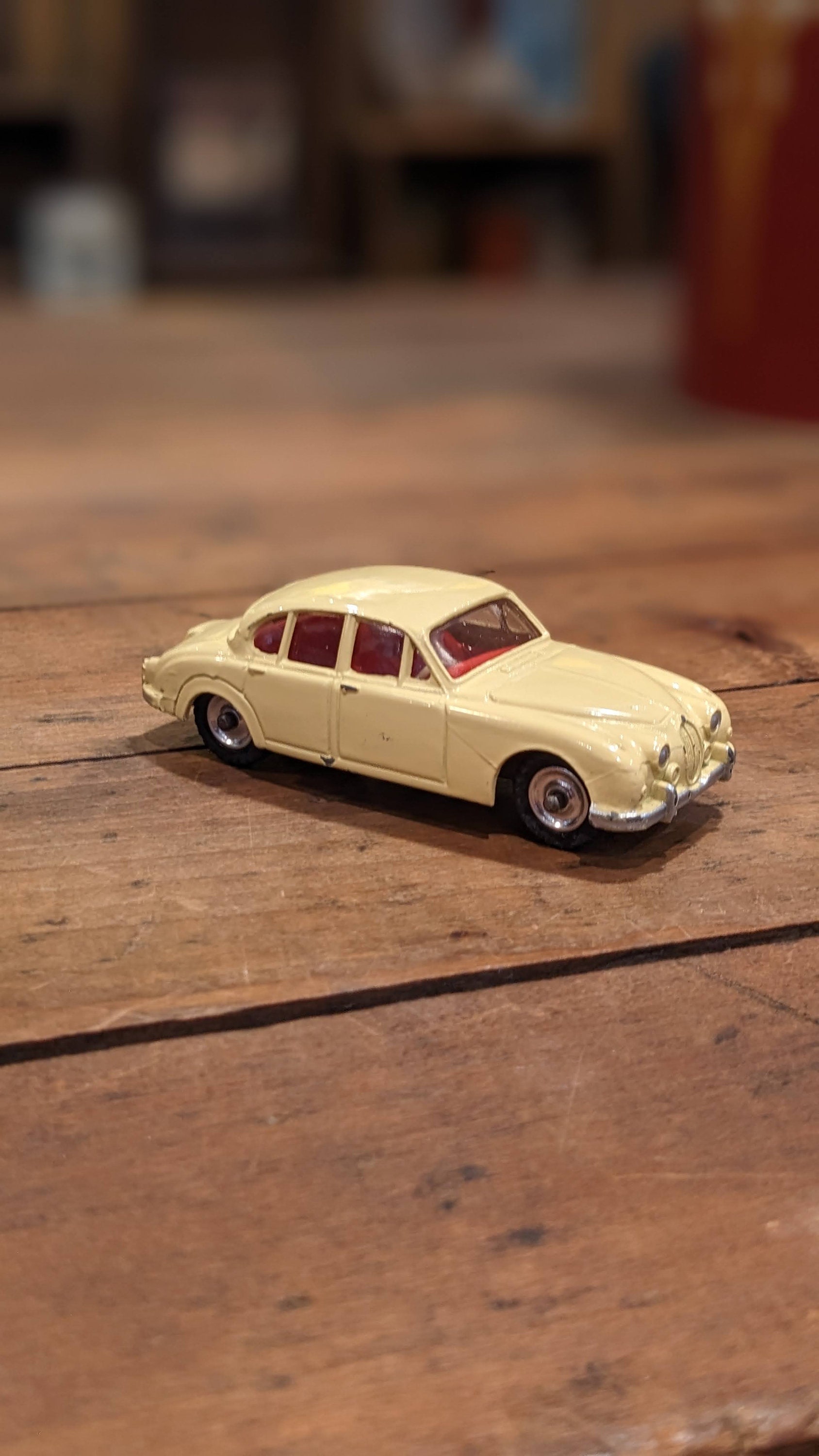 Dinky toys jaguar on sale