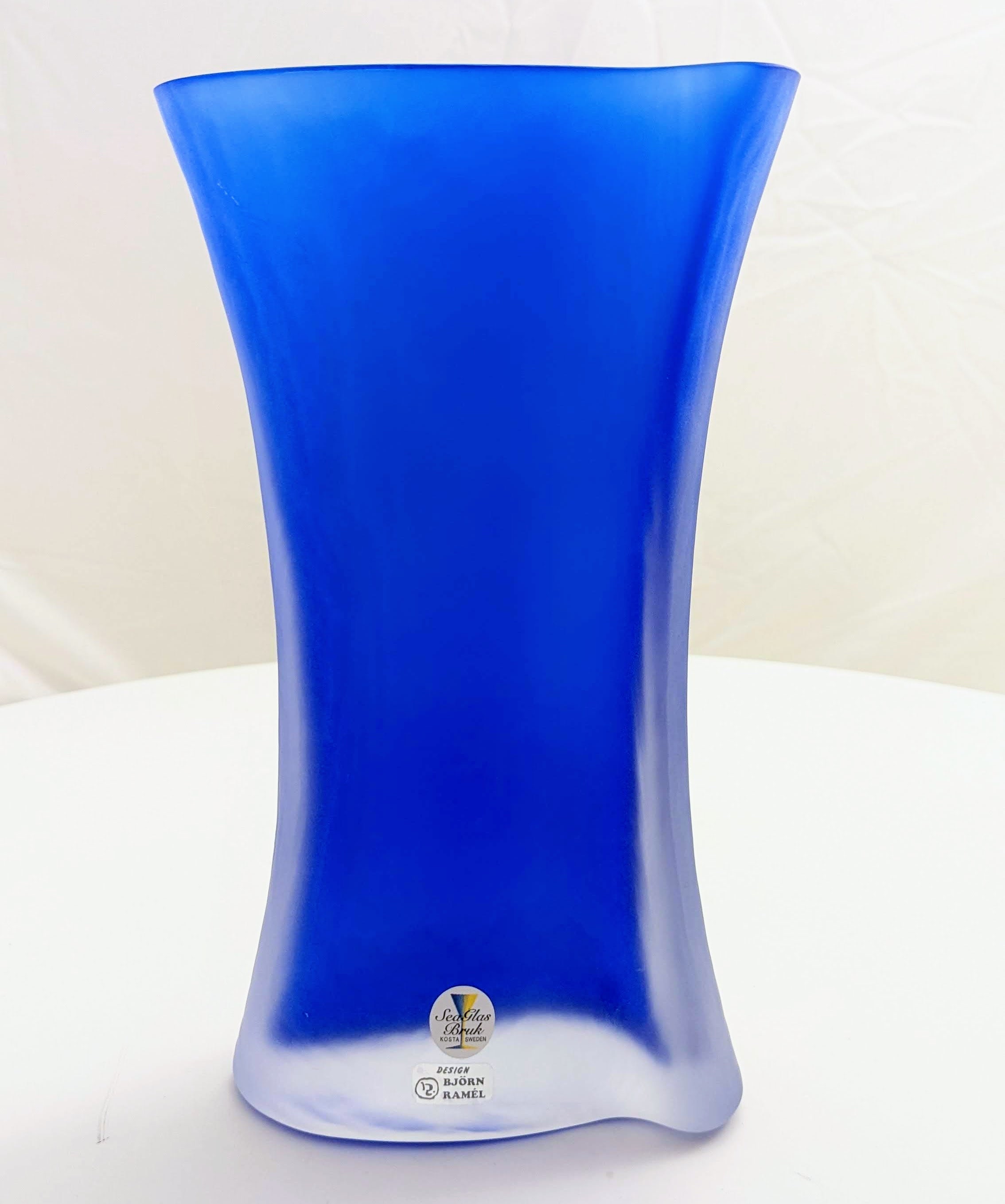 ヴィンテージ Sea Glas Bruk つや消しブルー花瓶 コスタ スウェーデン