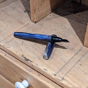 1940&#39;s Waterman&#39;s Blue Marble Fountain Pen 14kt Nib, Collectable, Calligraphy, Writing, Stationary, Gift