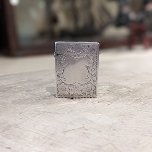 1916 Floral Match Case- Safe