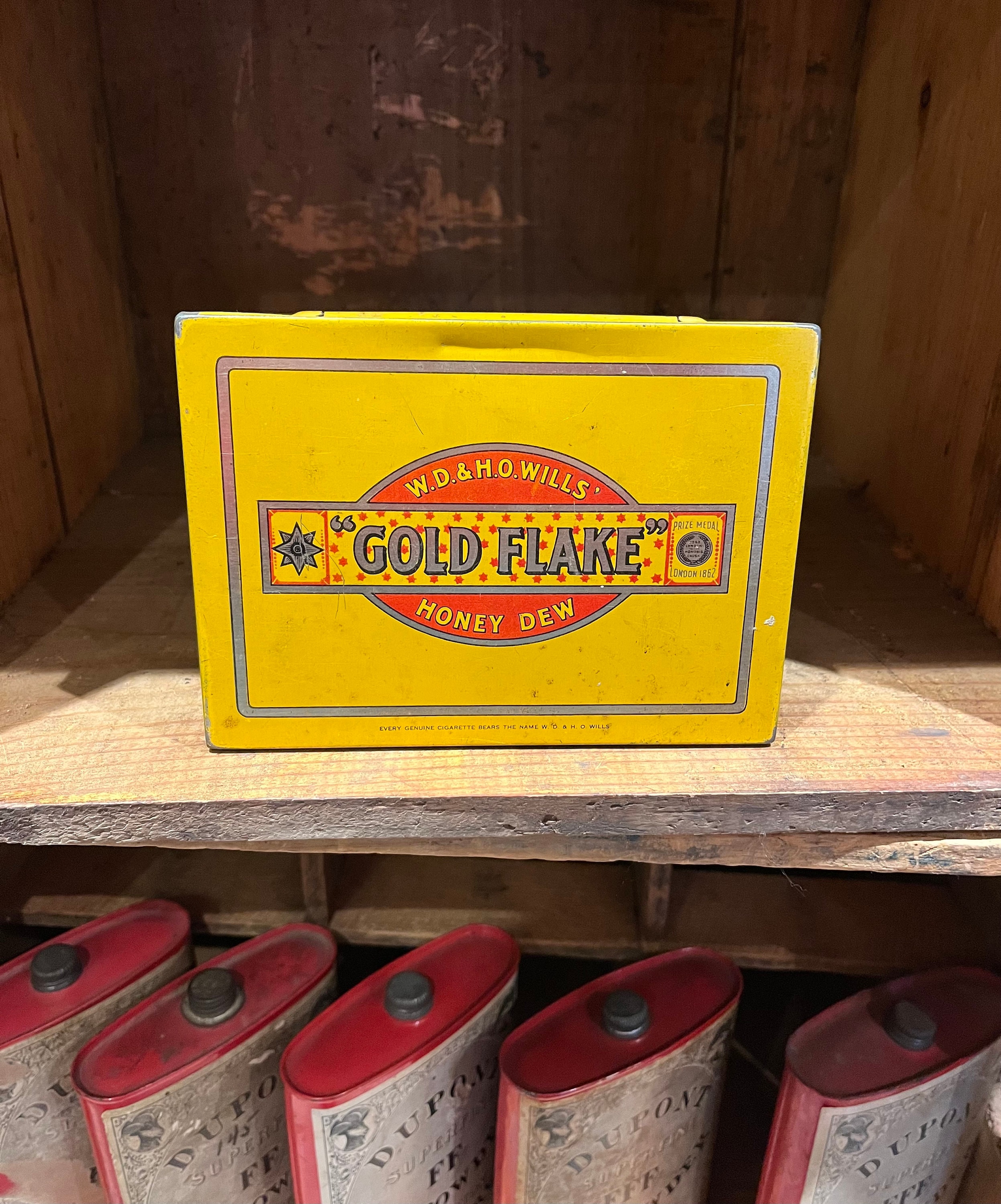 Wd Ho Wills Tin