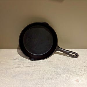 Vintage Findlay Carleton Place Cast Iron Skillet Frying Pan No. 5