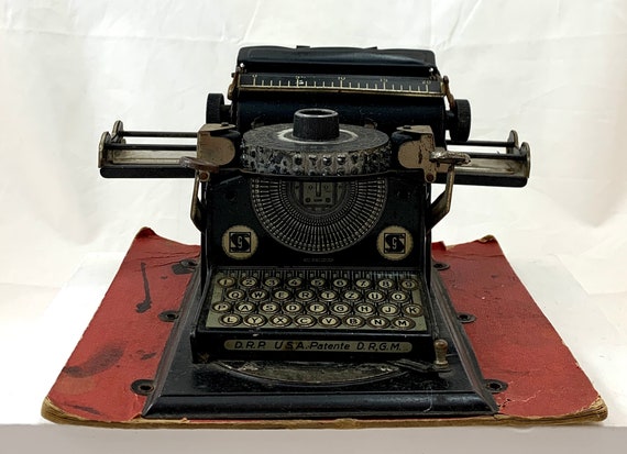 GSN Junior Model 3 Toy Typewriter 