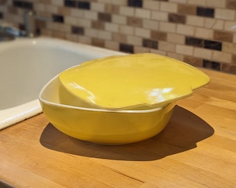 Vintage Pyrex Casserole Dish with Lid- Hostess
