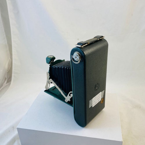 Shops Vintage Kodak Pocket Junior 1A Green Camera