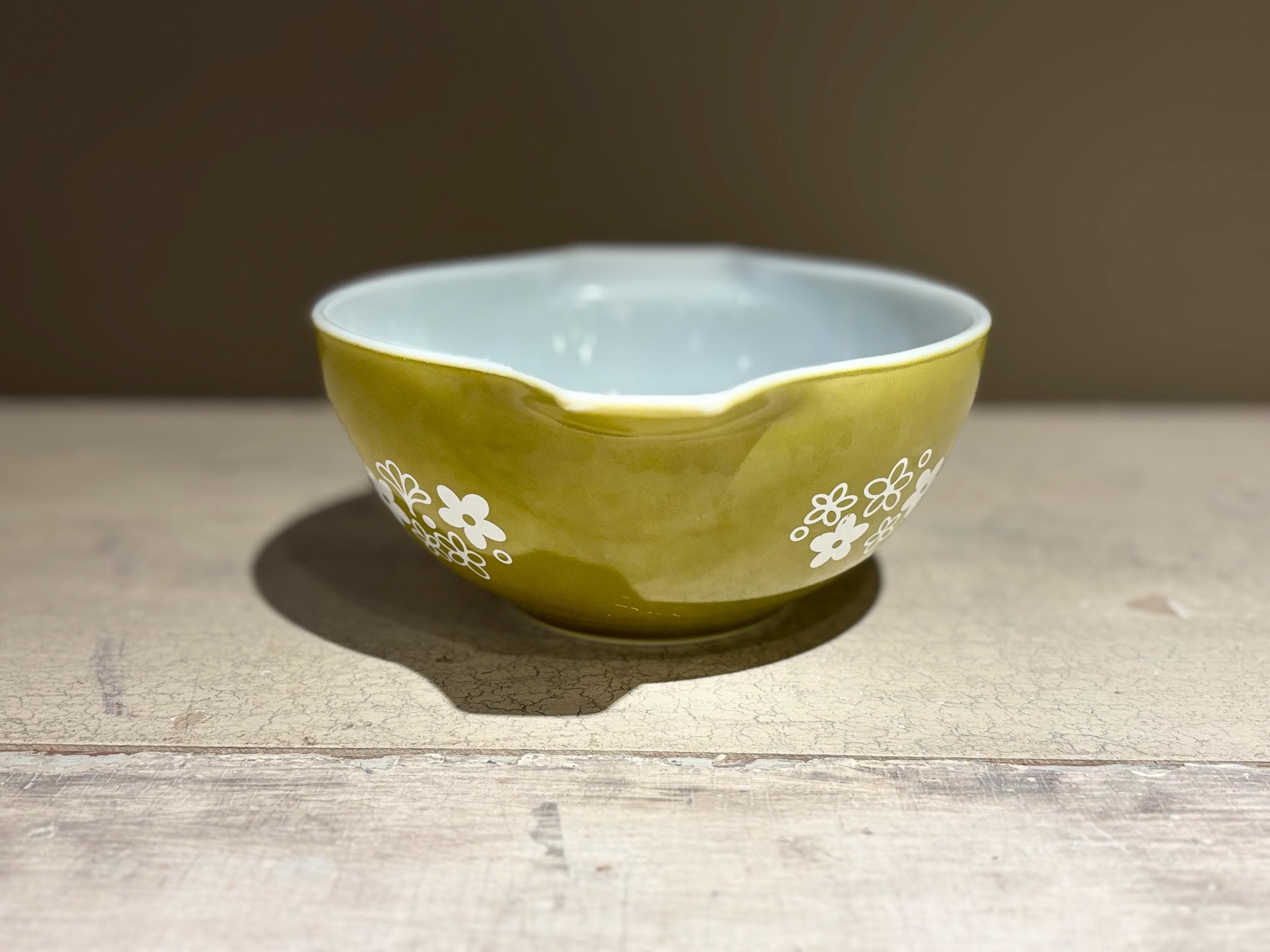 リース #492   American vintage Vintage Pyrex Crazy Daisy Spring Blossom Cinderella Mixing Bowl - Etsy
