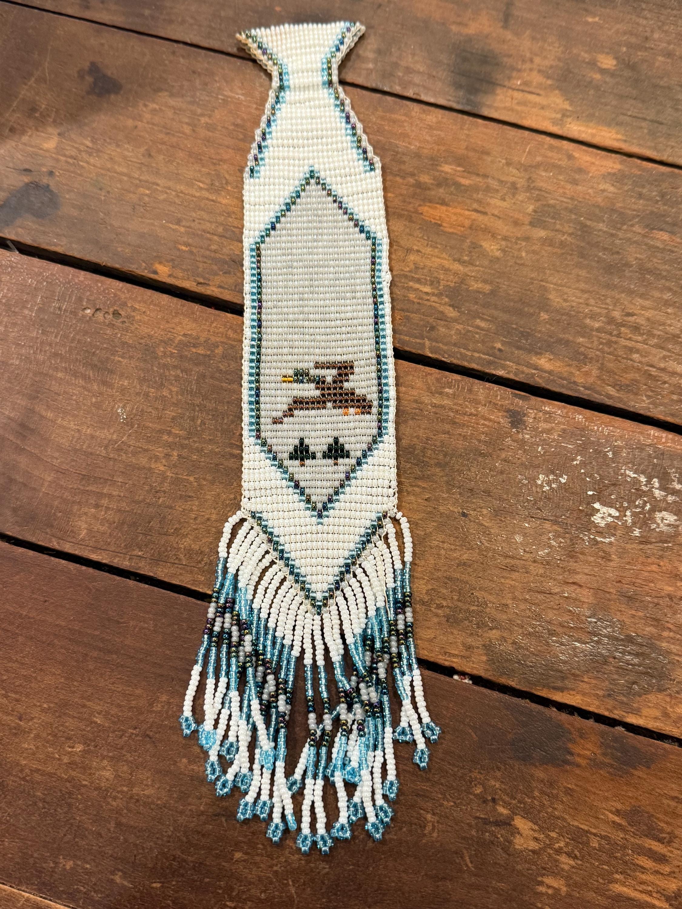 1940年代の先住民族ビーズ刺繍ネクタイ（子供用サイズ、マガモと木々の