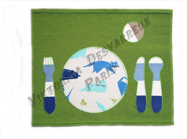 Learn to Set the table placemat Montessori Personalized children/'s placemat for Girl for Boy Preschool Learning Montessori practical life