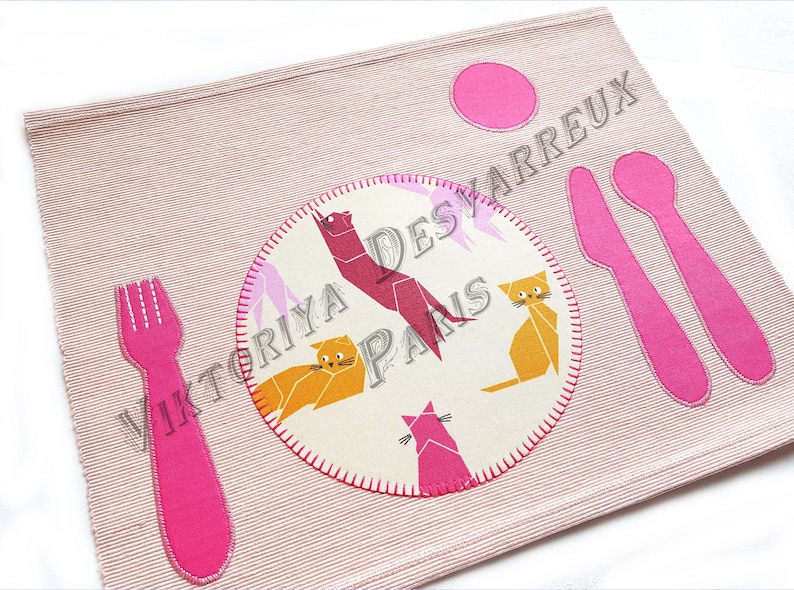 Learn to Set the table placemat Montessori Personalized children/'s placemat for Girl for Boy Preschool Learning Montessori practical life