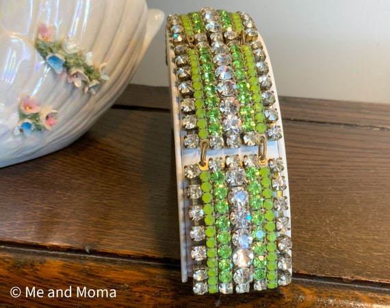 Vintage Green Bracelet, Retro Green Bracelet, Gre… - image 1