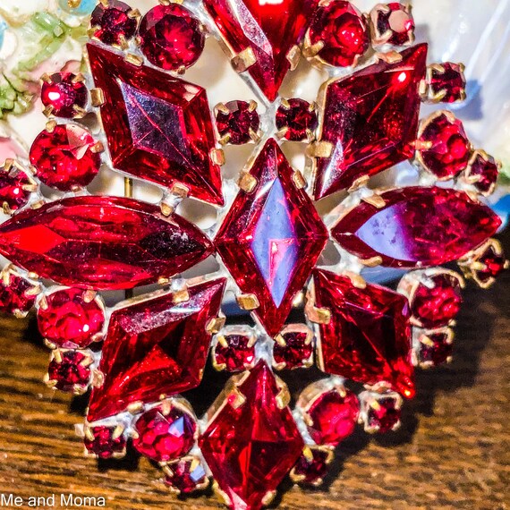 Vintage Ruby Red Christmas Pin, Ruby Red Christma… - image 4