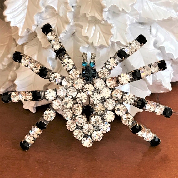 Vintage Spider Brooch, Statement Spider Pin, Cryst