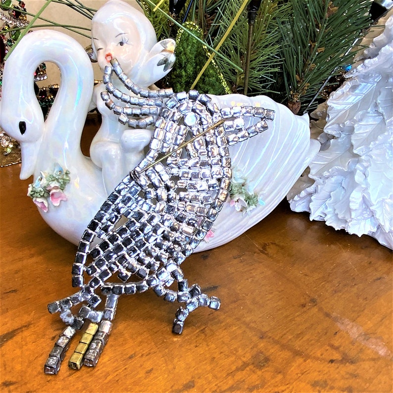 Huge Vintage Rhinestone Bird Brooch, Rhinestone Parrot Pin, Crystal Bird Pin, Vintage Parrot Brooch, Vintage Rhinestone Parrot Pin image 10