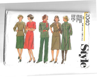 70s Original Sewing Pattern. Bust 33" (84 cm) and 35 (89 cm) Style 2040