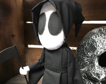 Mini Reaper Doll, Grim Reaper Art Doll, Halloween Homeware, Gothic Home Decoration, Gothic Homeware, Spooky Cute, Creepy Cute Decor, Death