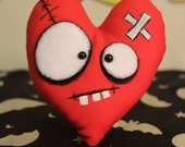 Red Heart Plushie, Creepy Cute, Horror Gift, Valentine Heart, Monster Doll, Scary Cute, Creepy Doll, Gothic Love, Love Heart, Love Gift