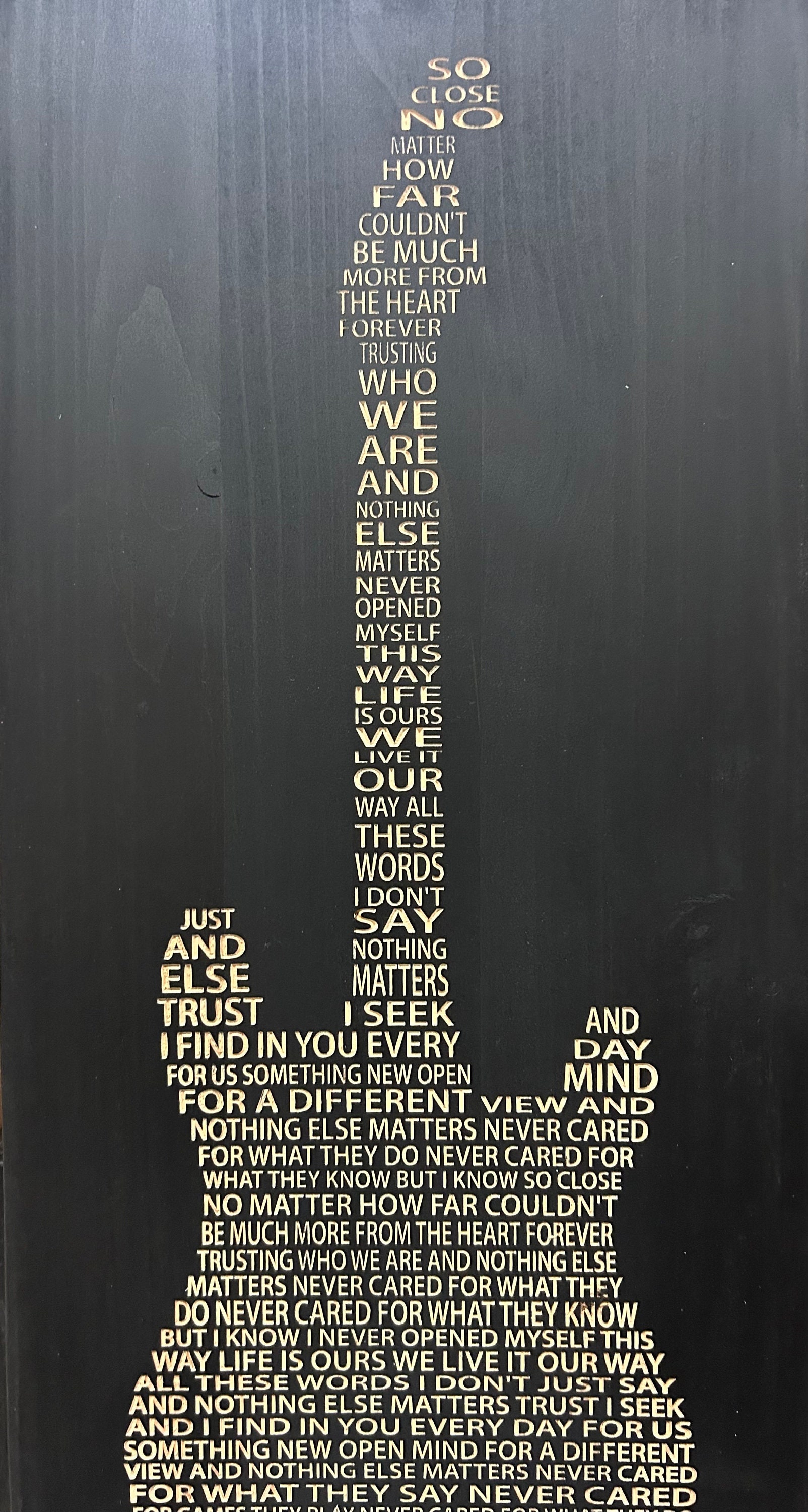 アート・デザイン・音楽 If one thing matters, everything matters if one thing matters, everything matters, installation room