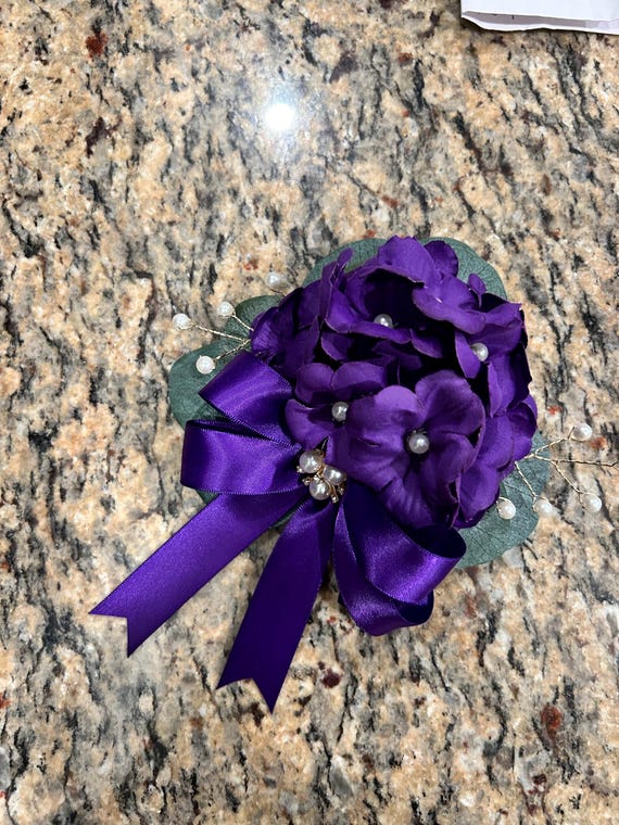 Large African Violet Pin, DST African Violet Pin, Delta Pin, Violet Pin