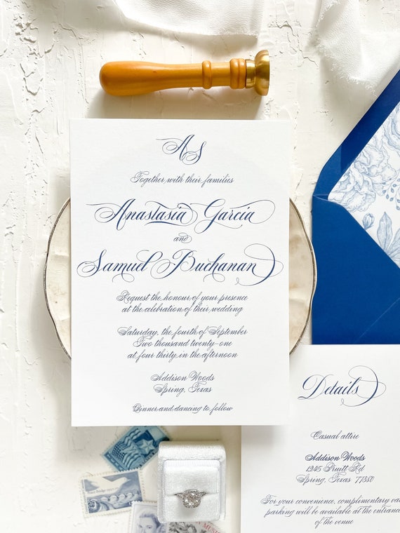 Classic Wedding Invitation, Elegant Floral Invitation, Blue Vintage Wedding Invitation, Customizable Wedding Invitation, Monogram Invitation