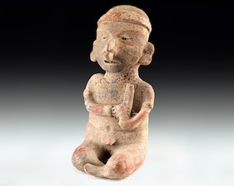 Ancient Pre Columbian Nayarit Pottery Sitting Musician Figure, Chinesco Type 300 BCE to 300 AD, West Mexico, Mesoamerican Tomb Burial Art