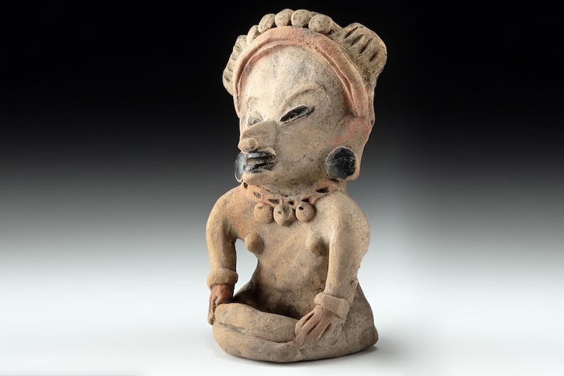 Ancient Pre Columbian Veracruz Pottery Female Sitting Figure, Remojadas Type Dated As Between 400 to 600 AD, Eastern Mexico, Mesoamerica Art image 3