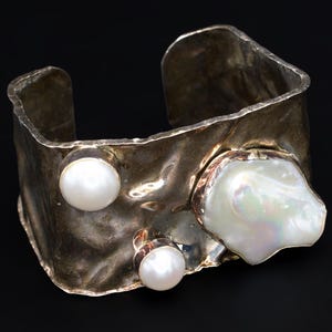 Brutalist Jewelry, Bold Sculptural Cuff Bracelet, Sterling Silver And Pearls, Signed JS925 Retro Fashion Accessories, Vintage Geometric Cuff