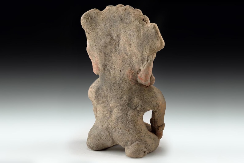 Ancient Pre Columbian Veracruz Pottery Female Sitting Figure, Remojadas Type Dated As Between 400 to 600 AD, Eastern Mexico, Mesoamerica Art image 2
