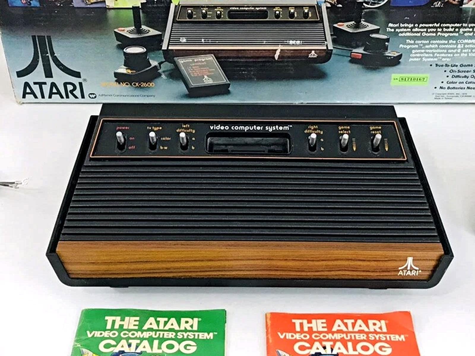 Atari 2600 Video Game, A 1978 Atari, 6 Switch Console in Original