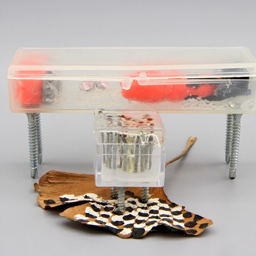 Trash Art Sculpture, Musical Sculpture Piano and Stool, Lady shops Gaga Piano, Sparkling Figurine, Funny Artwork, Small Stiletto Shoes, Luxury Car