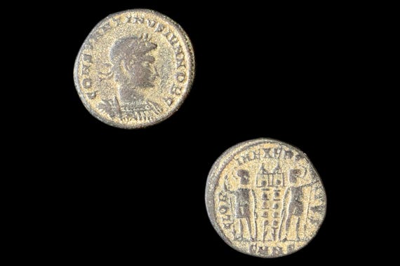 古代ローマ帝国、コンスタンティウス 2 世の縮小フォリス青銅貨、ニコ