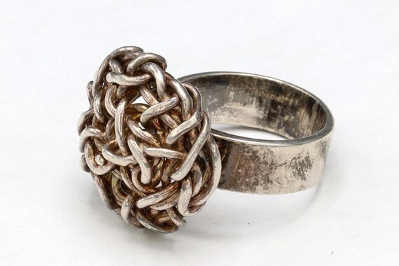 Infinite Knot Ring, Statement Ring Size 6 With Go… - image 2