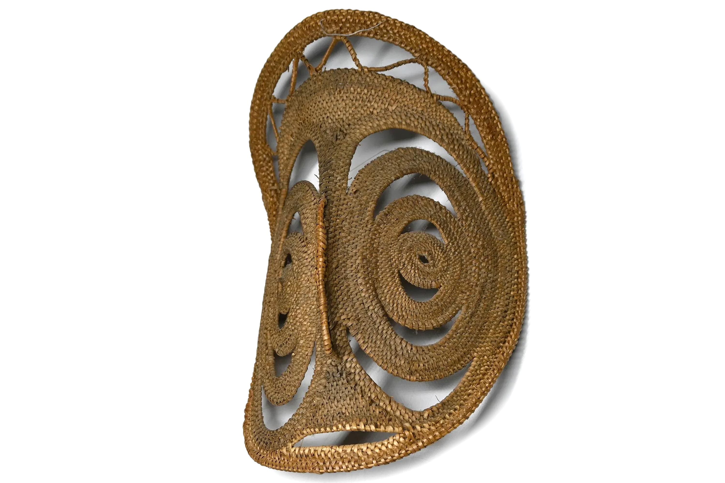 Sepik sculpture - Etsy 日本