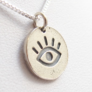 collier pendentif en argent pour mauvais œil bonne chance amulette