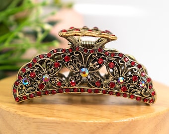 Vintage Metal hair Claw Clip with Butterfly Design Large Hairpiece Decoration