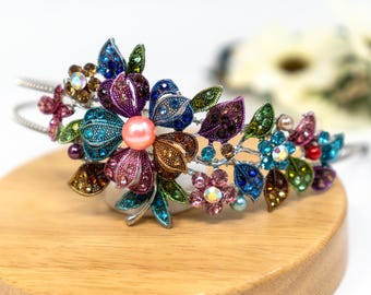 Sprankelende bloemenhoofdband voor bruiloften en schoolbal - kristallen strass-tiara in meerdere kleuren - bruidshaaraccessoire - optochtsieraden