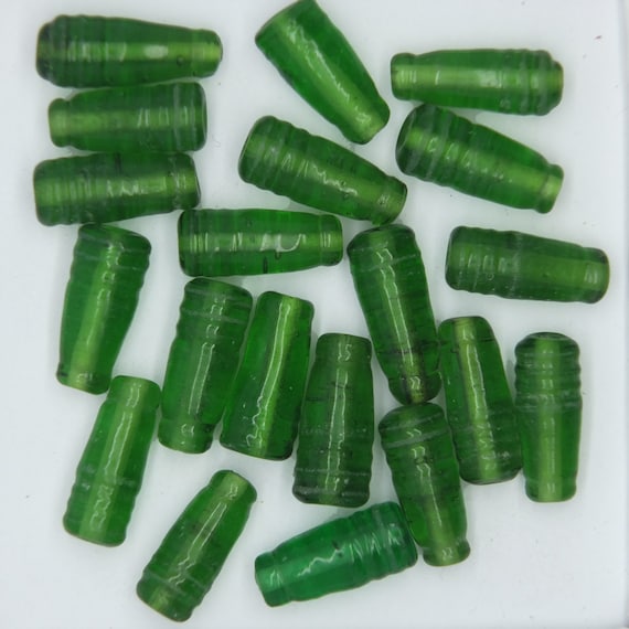 Made in India. Glass Beads Emerald Green Transparent Round 6mm Pack of 50