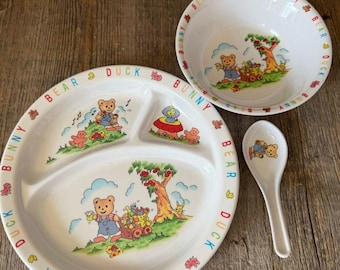 Vajilla infantil de 3 piezas de melamina vintage de 1987 con diseño de "Ositos de peluche musicales".