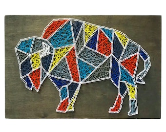 Geometryczna sztuka sznurkowa Buffalo - Buffalo Art - Geometryczne zwierzę - Sztuka Bison - Nowoczesny wystrój