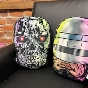 Double Sided Plush Accent Throw Pillow Cushion Decor Robot Cyborg Sci-fi Fantasy