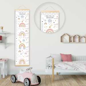 Personalisierte Messlatte für Körpergröße / Wachstum - Regenbogen Sterne - Schöne Kinderzimmer- und Schlafzimmerwanddekoration - Gedruckt auf einem luxuriösen Stoff – Ideales Andenken
