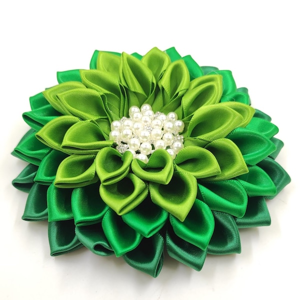 Alpha Kappa Alpha Sorority GREEN Monochrome Gradient AKA LINKS Flower Corsage