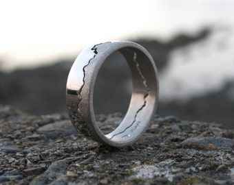 18ct White Gold Coastline Ring | Wedding Ring | Map Jewellery | Coast Ring | Unusual Wedding Band | Landscape Jewellery | Custom Map Ring