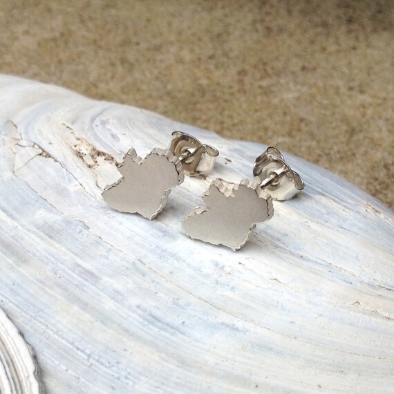 Silver stud earrings best sale ireland