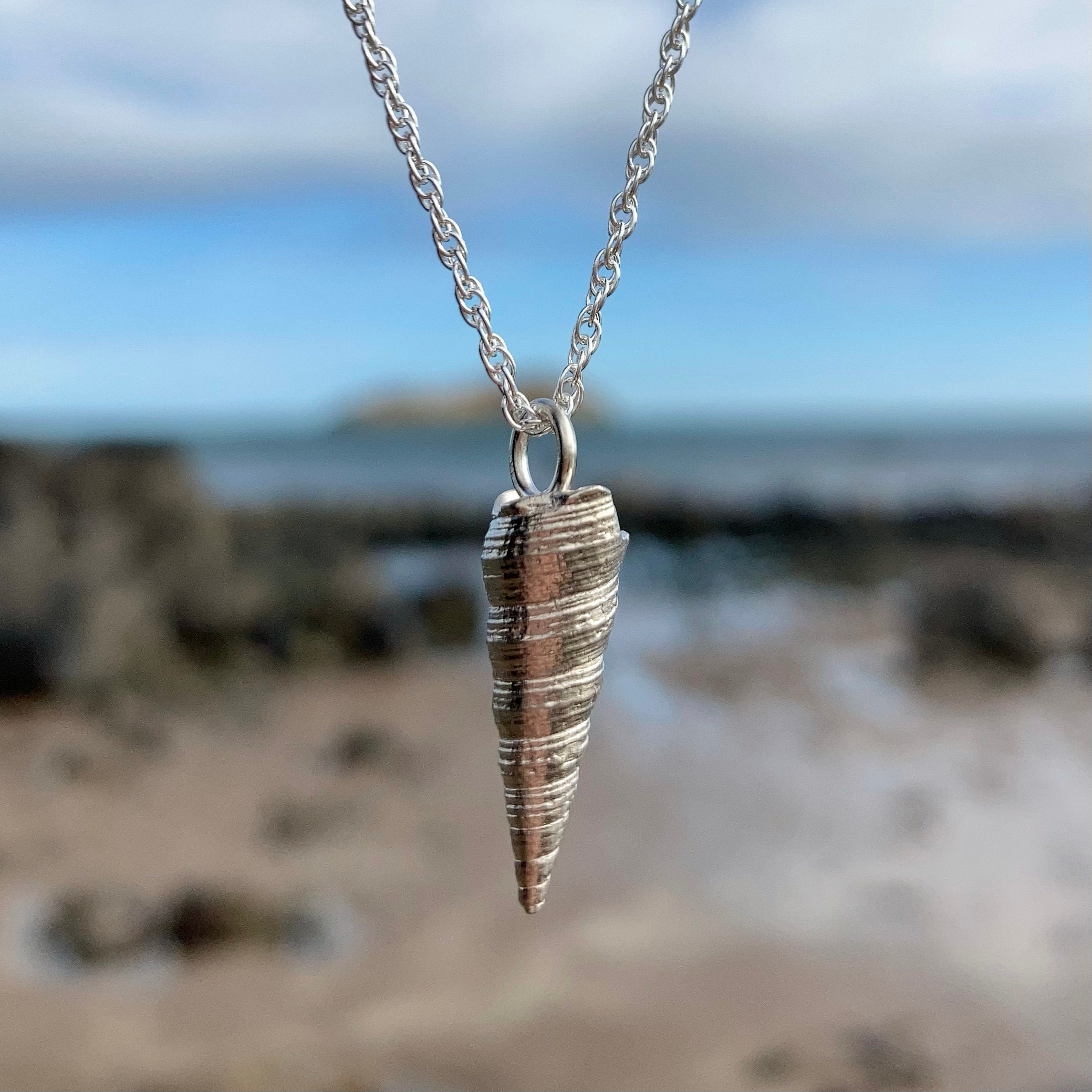 Small Turret Shell Necklace | Tower Unicorn Horn Silver