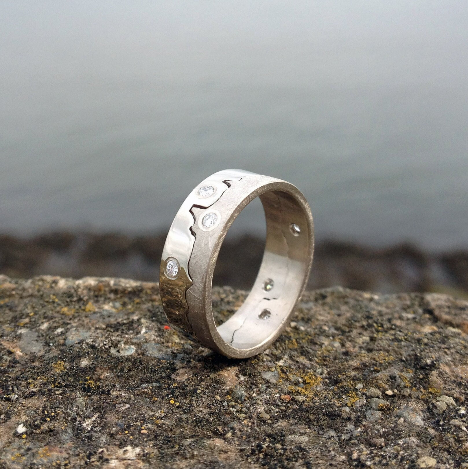 18Ct White Gold Diamond Studded Coastline Ring | Map Wedding Jewellery Coast Landscape