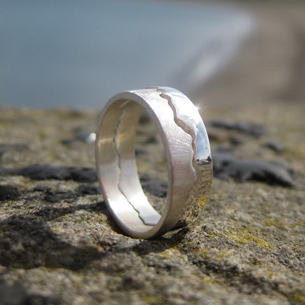 Custom Silver Map Ring For Her | Coastline Two Piece Wedding Band Textured Ring Handmade Everyday Jewellery Alternative Wedding Band Unique