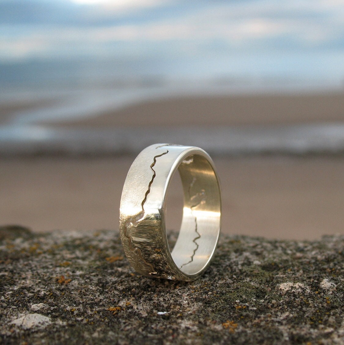 9Ct White Gold Coastline Ring | Personalised Map Jewellery Unusual Wedding Landscape