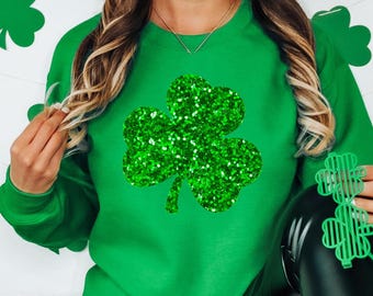 SHAMROCK Sweatshirt, St Patricks Day Shirt Women irish shirt Glitter St Pattys Day Sweater Four Leaf Clover Crewneck Irish Gifts lucky shirt