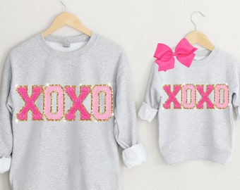 Chenille Patch Valentines Day Sweatshirt, Valentine Shirts for Women and Girl, Mommy and Me Outfits Valentines Day Gifts Mom XOXO Shirt