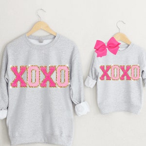 Chenille Patch Valentines Day Sweatshirt, Valentine Shirts for Women and Girl, Mommy and Me Outfits Valentines Day Gifts Mom XOXO Shirt